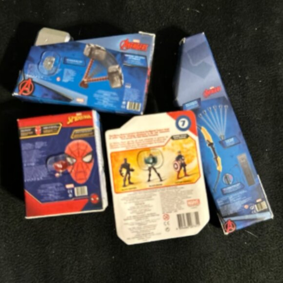 Marvel Avengers Zuru Mini Brands Lot of 4 - Picture 2 of 2